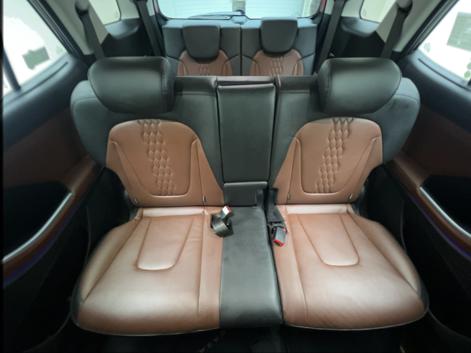 Used 2022 Hyundai Alcazar Signature (O) 7 Seater 1.5 Diesel AT Diesel Automatic interior REAR SEAT CONDITION VIEW