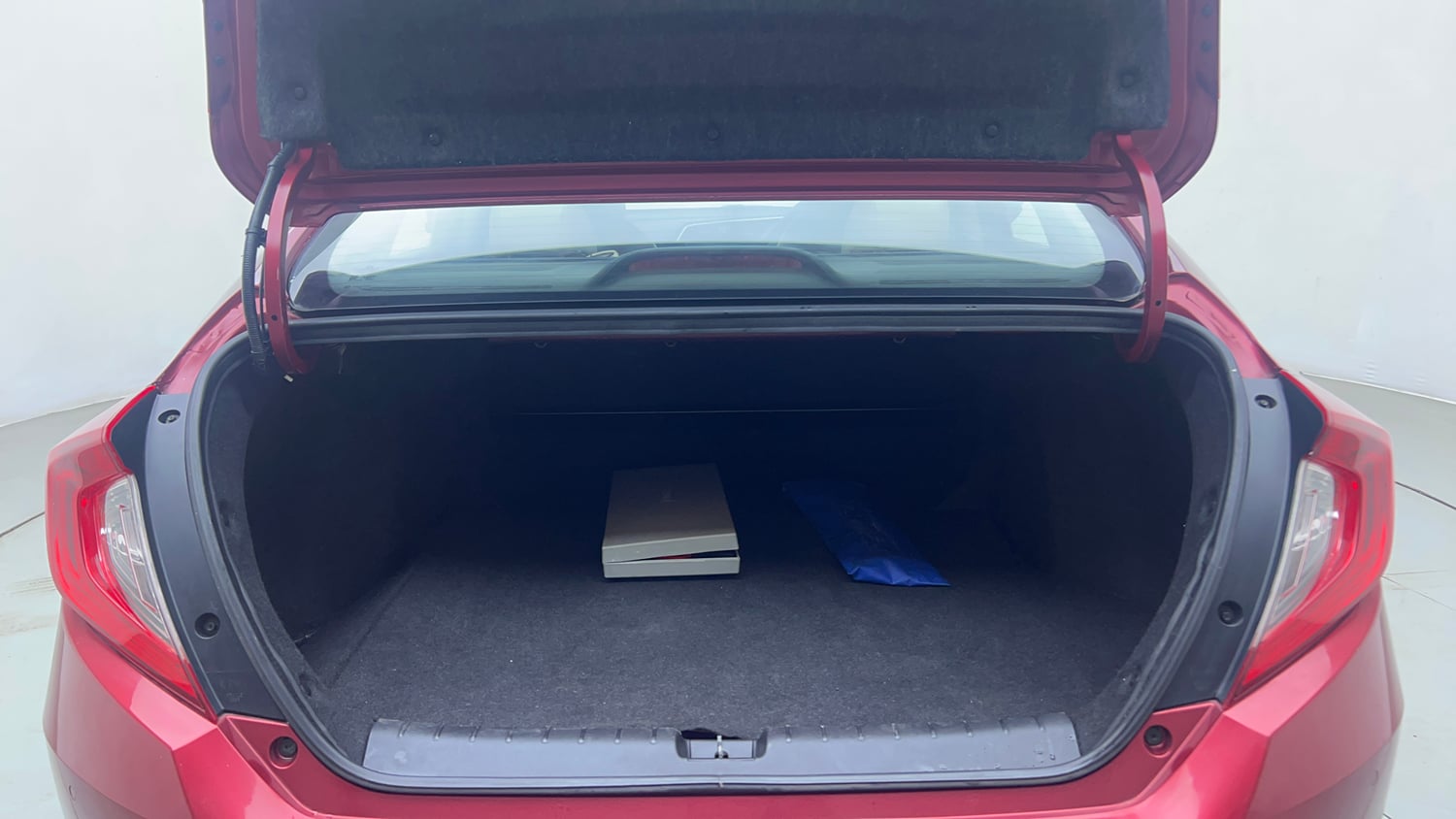 Used 2019 Honda Civic ZX CVT Petrol Petrol Automatic interior DICKY INSIDE VIEW