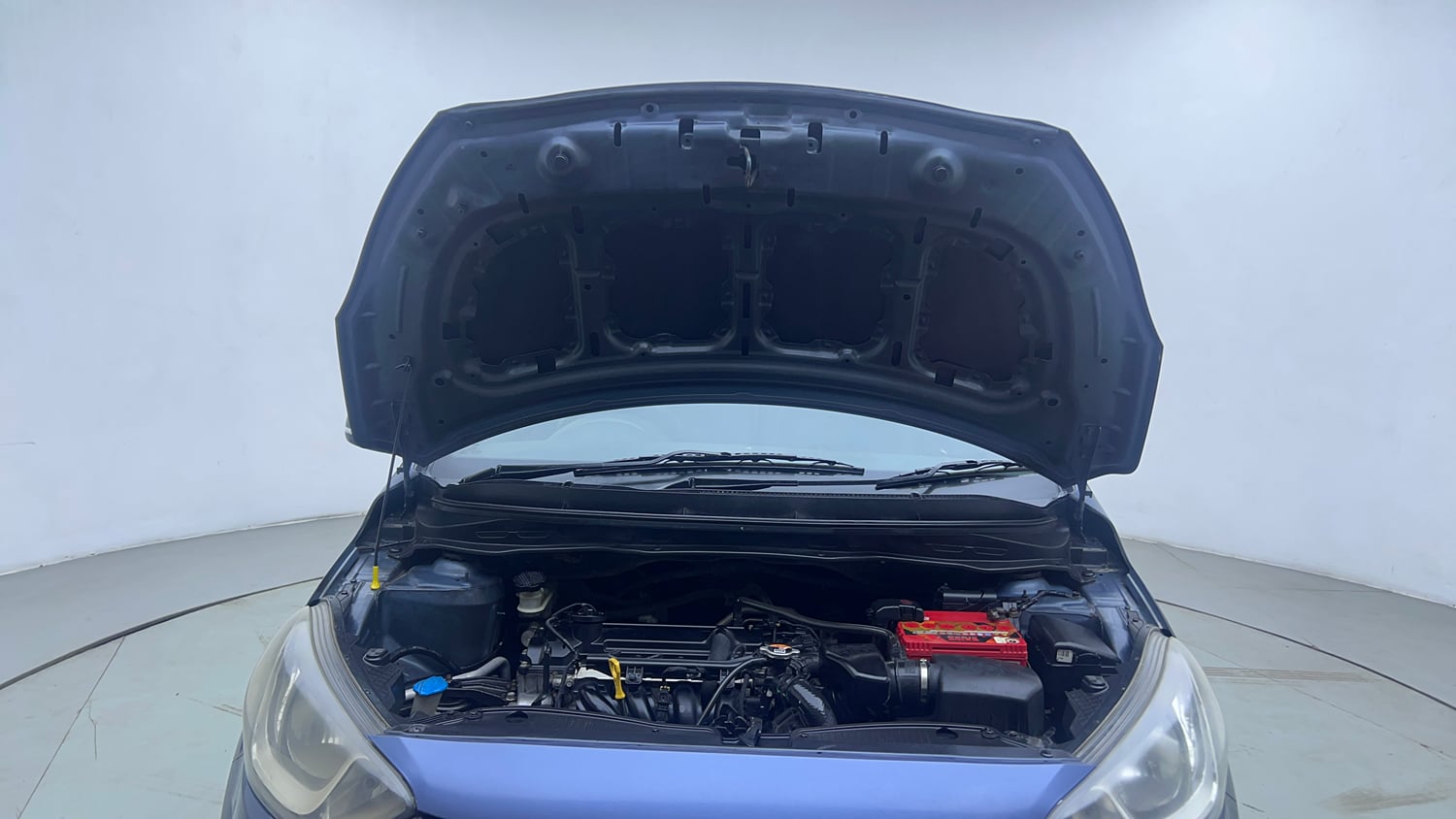 Used 2012 Hyundai i20 Sportz 1.2 Petrol Manual engine ENGINE & BONNET OPEN FRONT VIEW