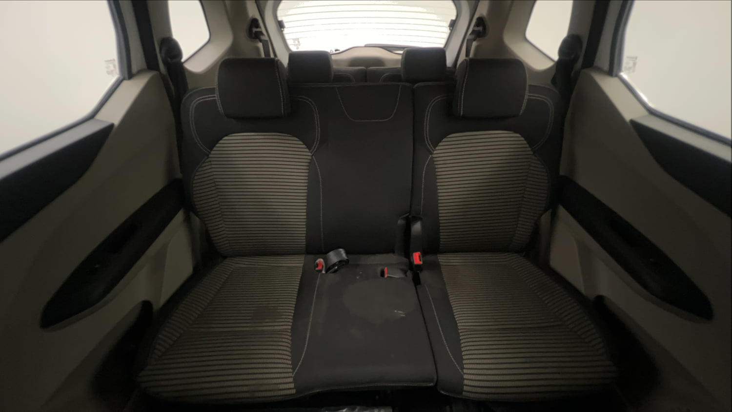 Used 2023 Renault Triber RXZ Petrol Manual interior REAR SEAT CONDITION VIEW