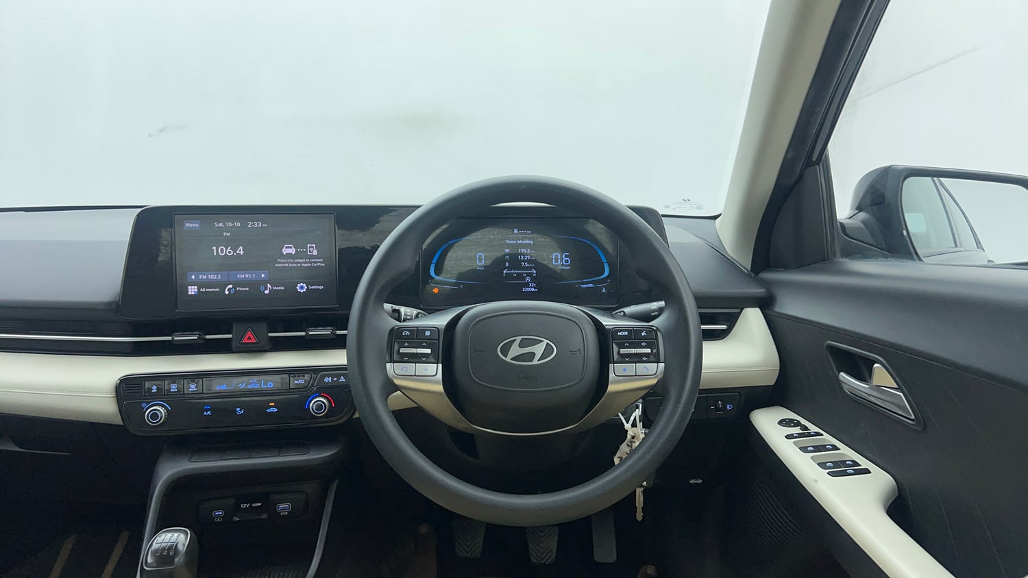 Used 2023 Hyundai Verna S 1.5 Petrol MT Petrol Manual interior STEERING VIEW
