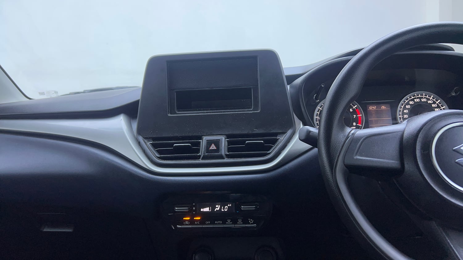 Used 2022 Maruti Suzuki Baleno Sigma MT Petrol Manual interior MUSIC SYSTEM & AC CONTROL VIEW