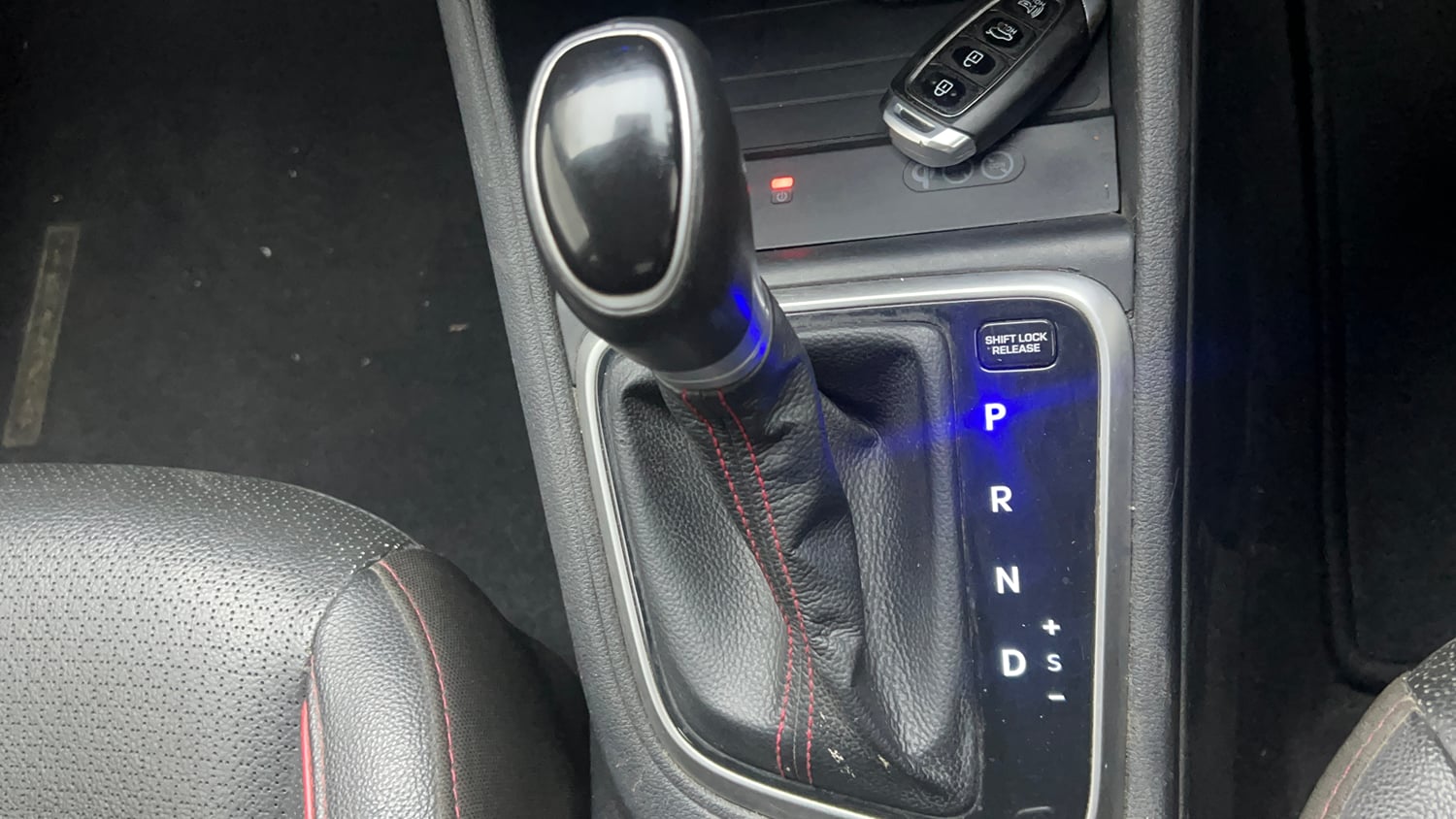 Used 2021 Hyundai Verna SX (O) 1.0 Turbo DCT Petrol Automatic interior GEAR  KNOB VIEW