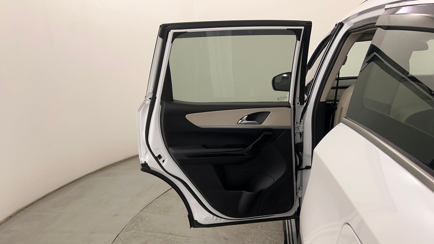 Used 2024 Mahindra XUV700 AX7 Diesel MT 7 STR Diesel Manual interior LEFT REAR DOOR OPEN VIEW