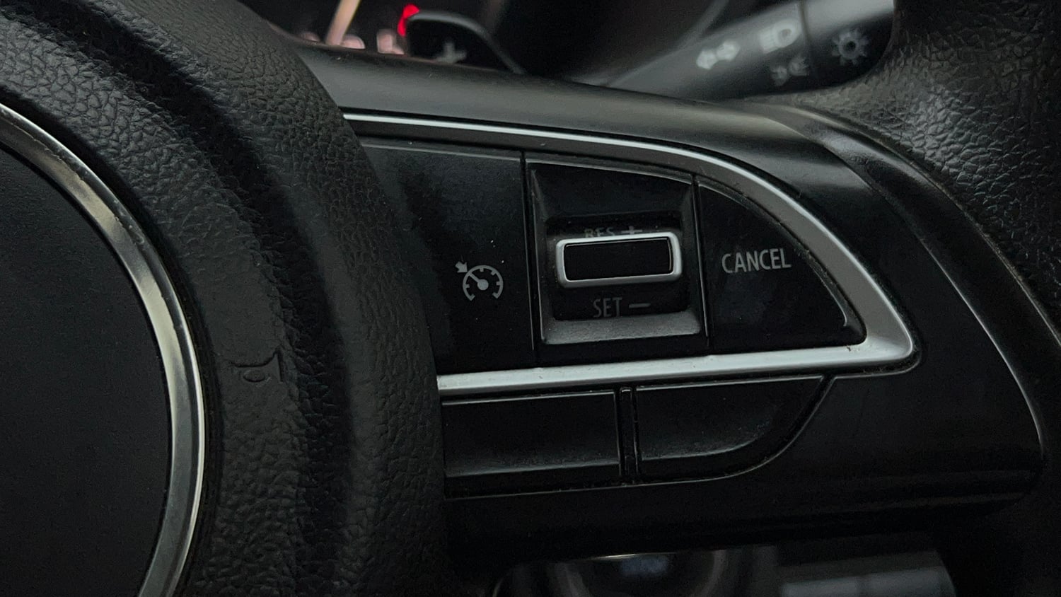 Used 2023 Maruti Suzuki Brezza ZXi AT Petrol Automatic top_features Cruise control