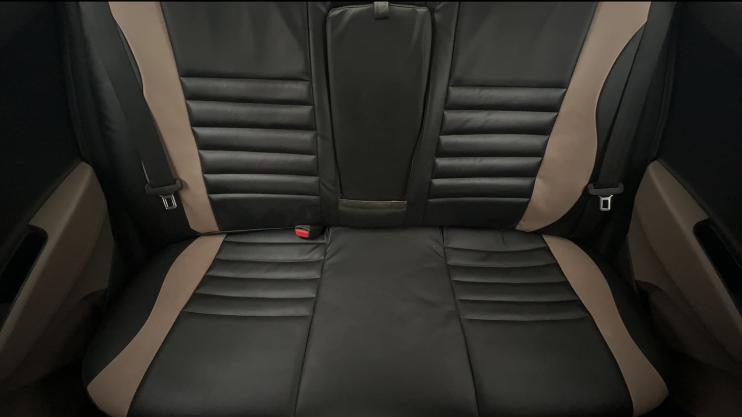 Used 2020 Hyundai Xcent S Petrol Manual interior REAR SEAT CONDITION VIEW