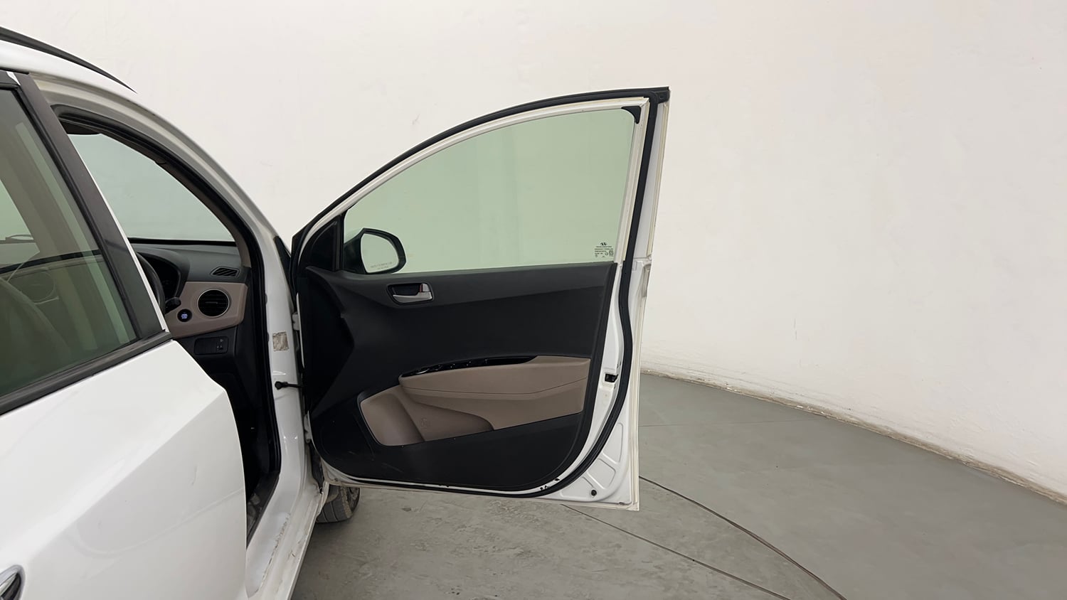 Used 2015 Hyundai Grand i10 Sportz AT 1.2 Kappa VTVT Petrol Automatic interior RIGHT FRONT DOOR OPEN VIEW