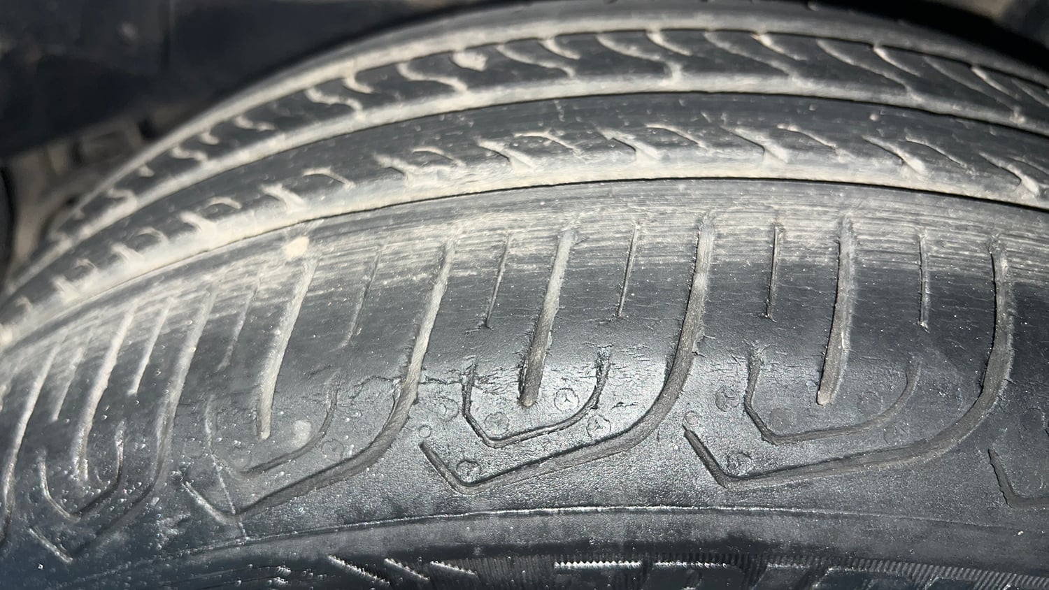 Used 2015 Honda City VX Petrol Manual tyres LEFT REAR TYRE TREAD VIEW