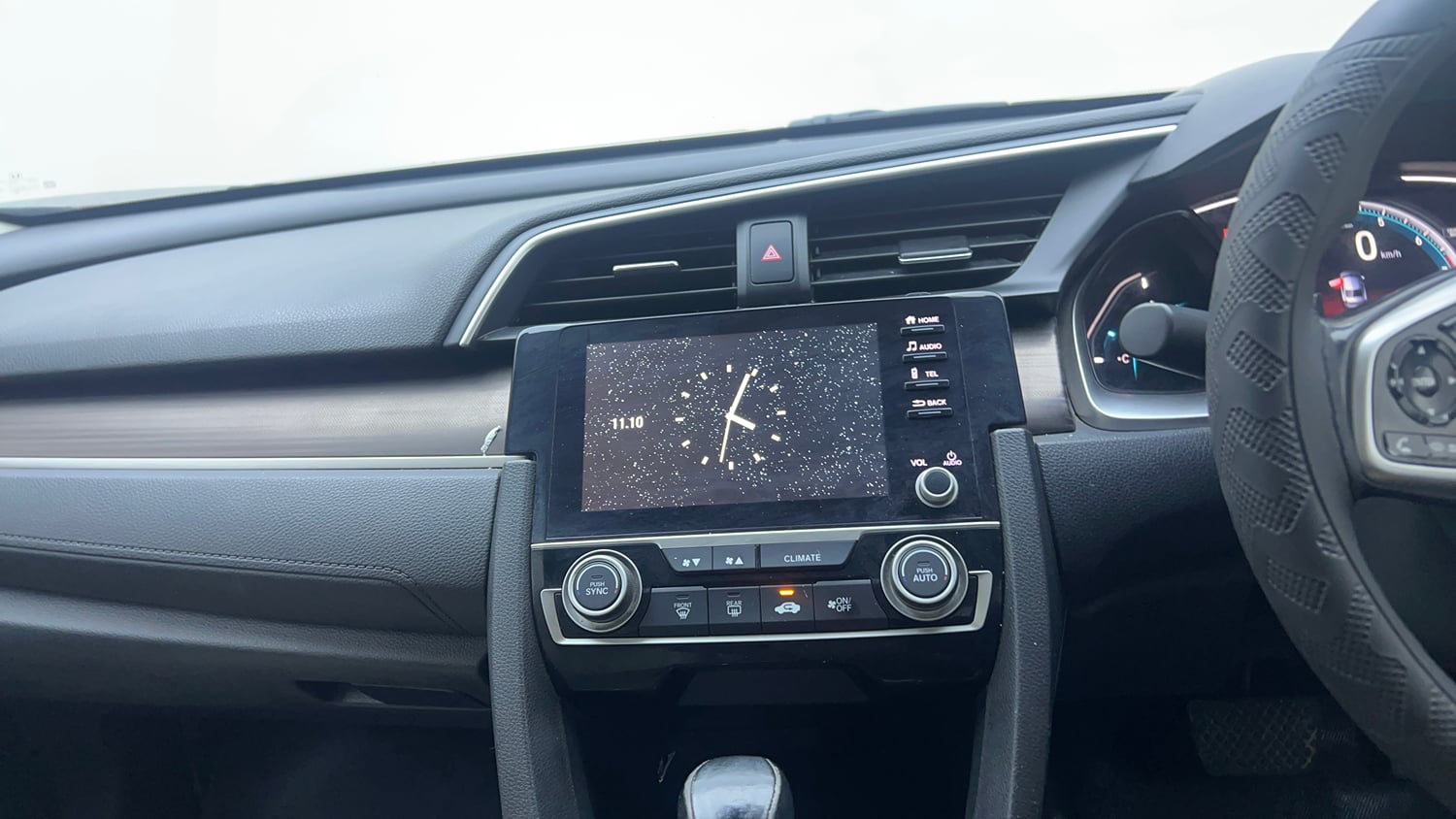 Used 2019 Honda Civic ZX CVT Petrol Petrol Automatic interior MUSIC SYSTEM & AC CONTROL VIEW