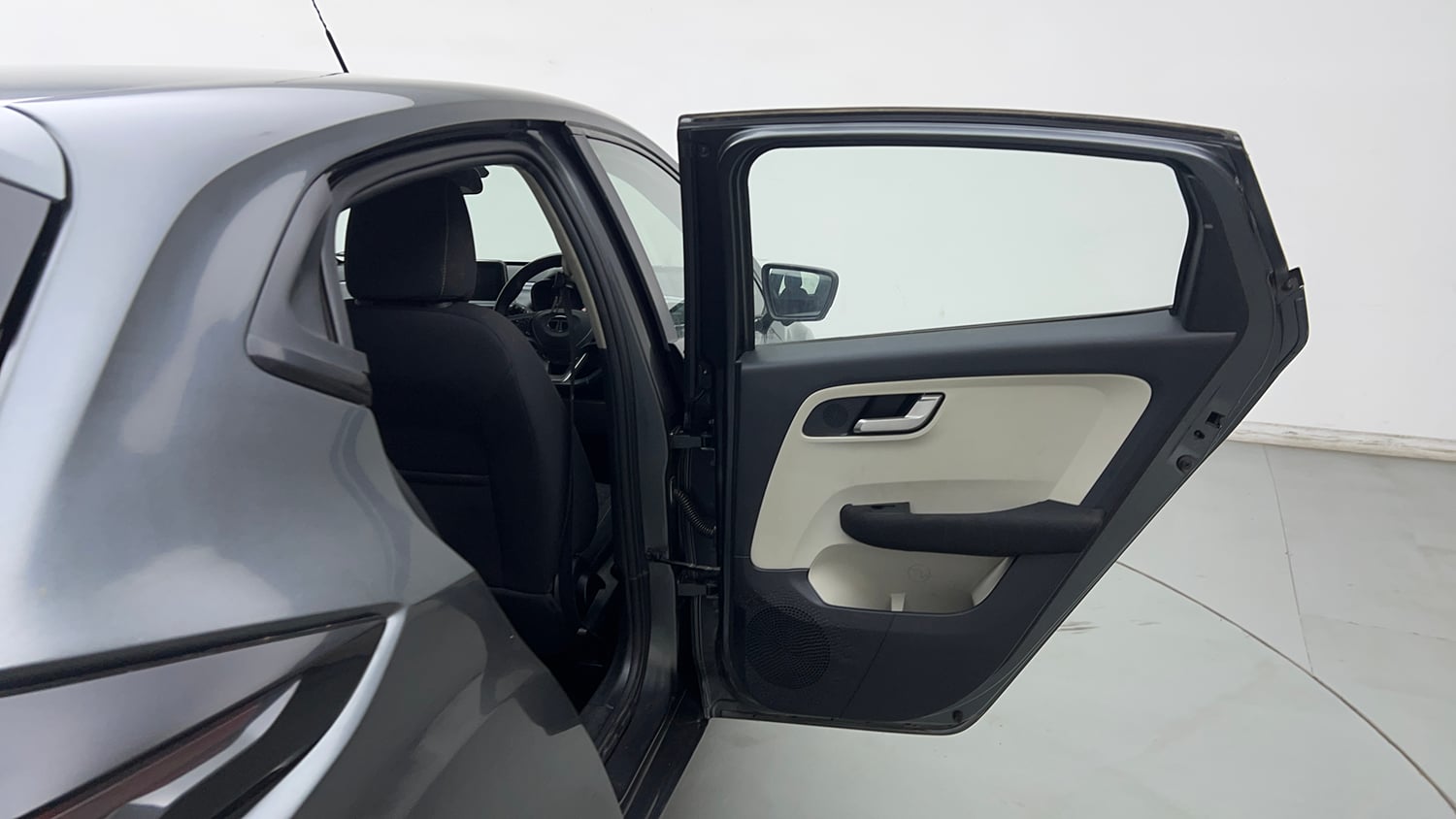 Used 2025 Tata Altroz XZA Petrol Petrol Automatic interior RIGHT REAR DOOR OPEN VIEW