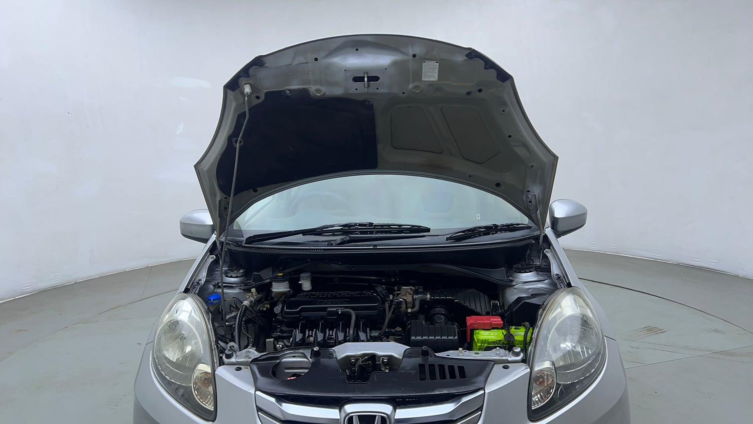 Used 2013 Honda Amaze 1.2 S i-VTEC Petrol Manual engine ENGINE & BONNET OPEN FRONT VIEW