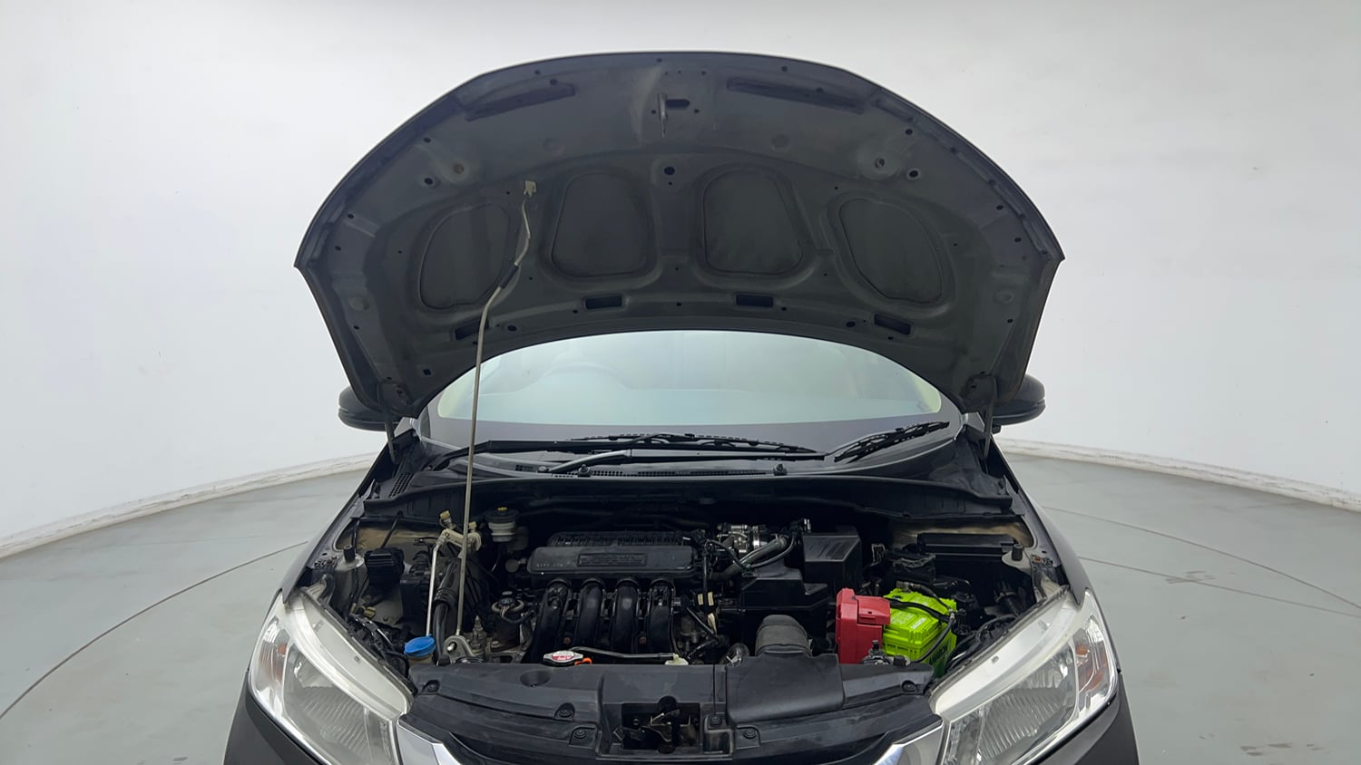 Used 2015 Honda City VX Petrol Manual engine ENGINE & BONNET OPEN FRONT VIEW
