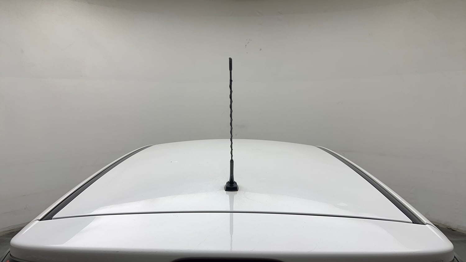 Used 2016 Hyundai Elite i20 Sportz 1.2 Petrol Manual exterior EXTERIOR ROOF VIEW