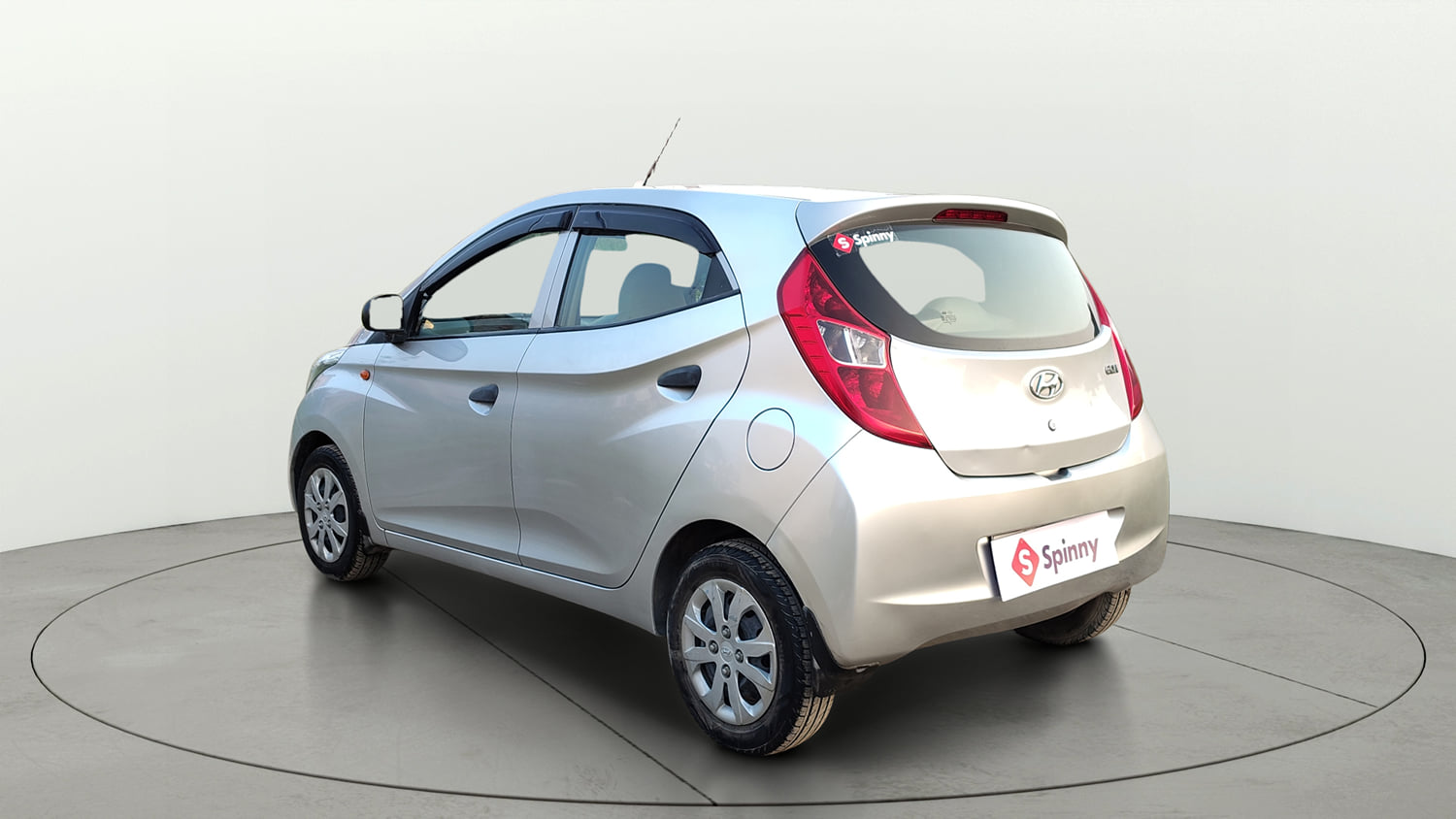 Used 2018 Hyundai Eon Magna + Petrol Manual exterior LEFT REAR CORNER VIEW