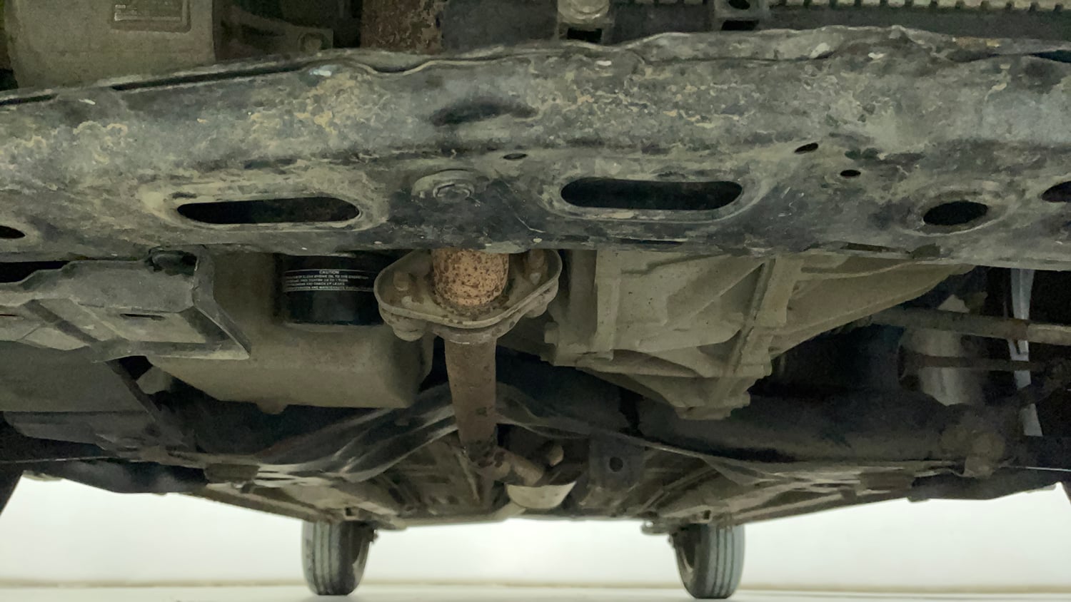 Used 2014 Maruti Suzuki Celerio VXi AMT Petrol Automatic extra FRONT LEFT UNDERBODY VIEW