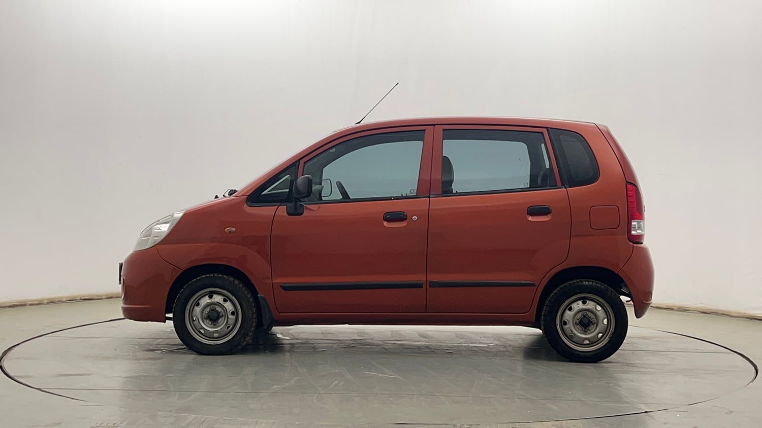 Used 2012 Maruti Suzuki Estilo LXi BS-IV Petrol Manual exterior LEFT SIDE VIEW