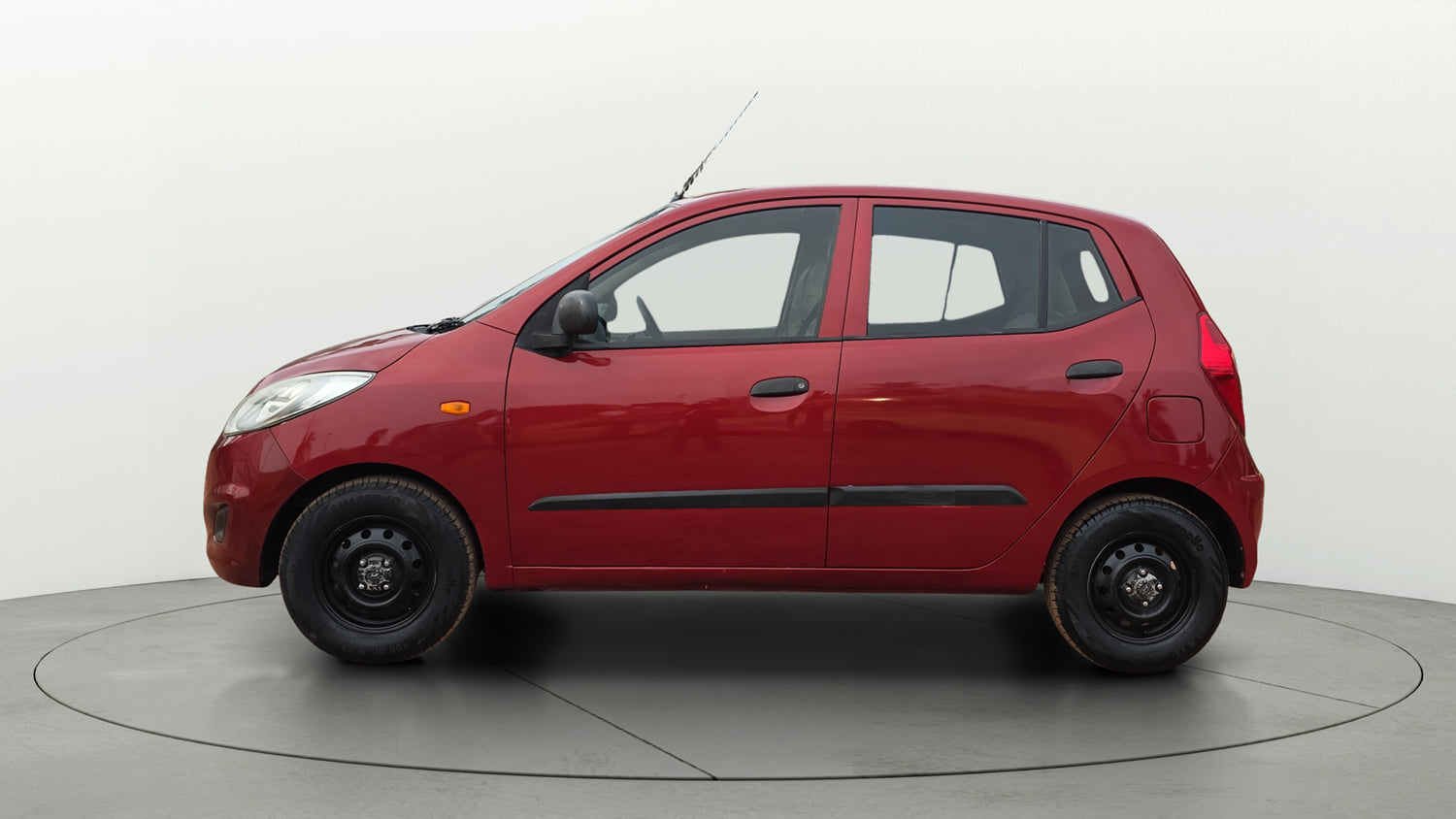 Used 2013 Hyundai i10 Era 1.1 iRDE2 Petrol Manual exterior LEFT SIDE VIEW