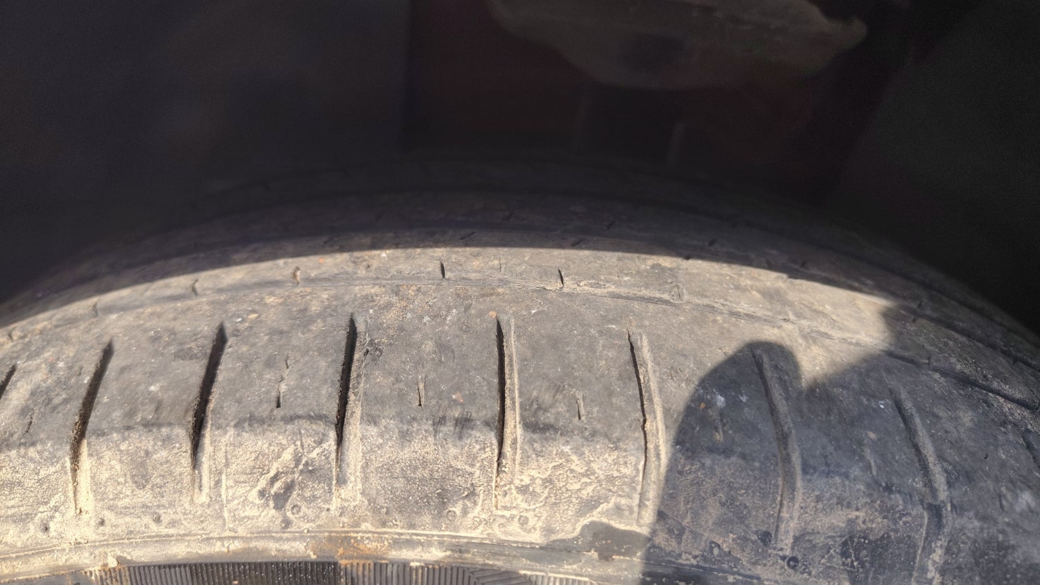 Used 2022 Skoda Kushaq Active 1.0 TSI MT Petrol Manual tyres LEFT FRONT TYRE TREAD VIEW
