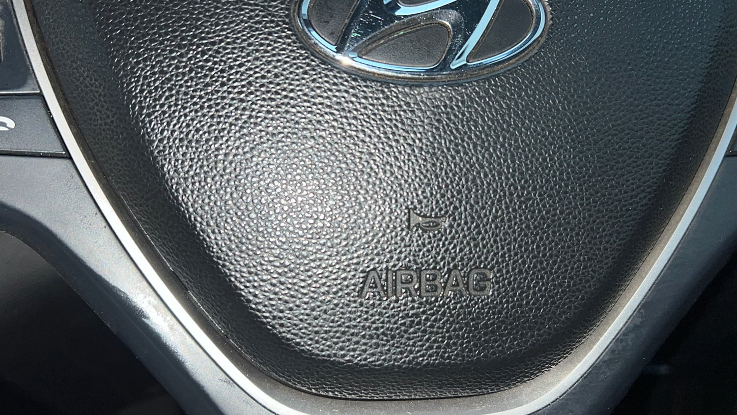 Used 2018 Hyundai Elite i20 Asta 1.2 (O) Petrol Manual top_features Airbags