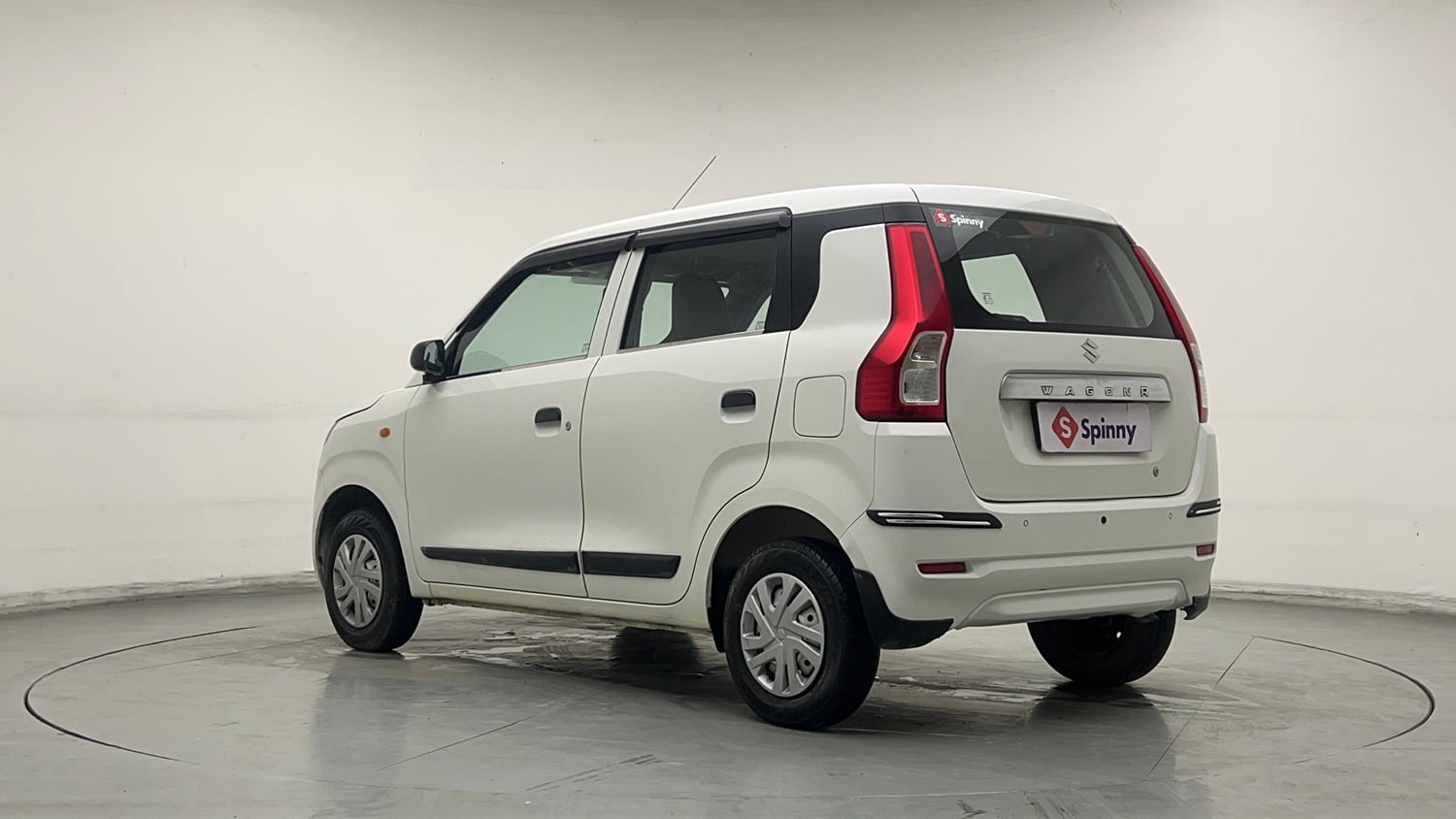 Used 2019 Maruti Suzuki Wagon R 1.0 LXi 1.0 Petrol Manual exterior LEFT REAR CORNER VIEW