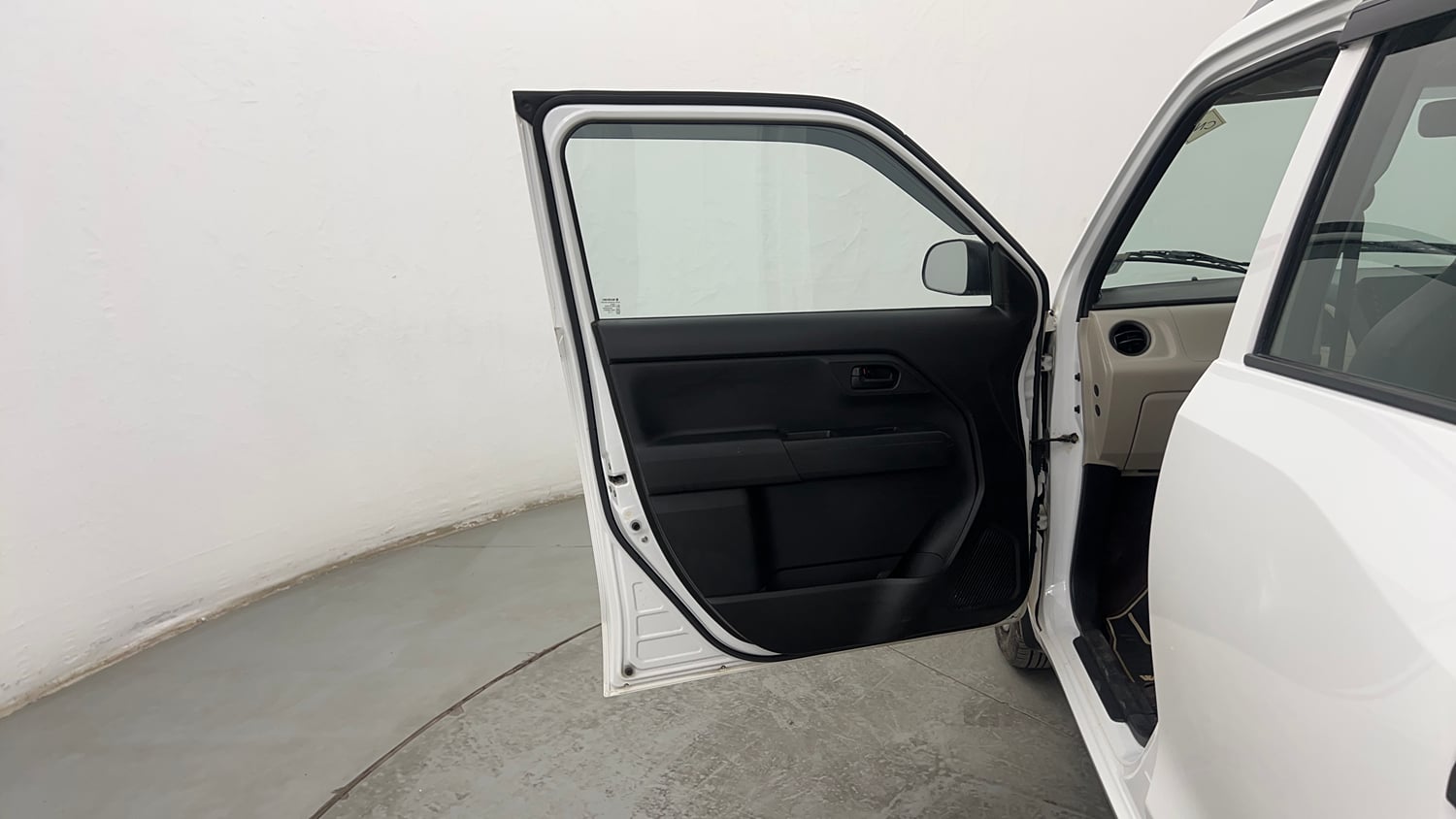Used 2021 Maruti Suzuki Wagon R LXi 1.0 CNG Cng Manual interior LEFT FRONT DOOR OPEN VIEW