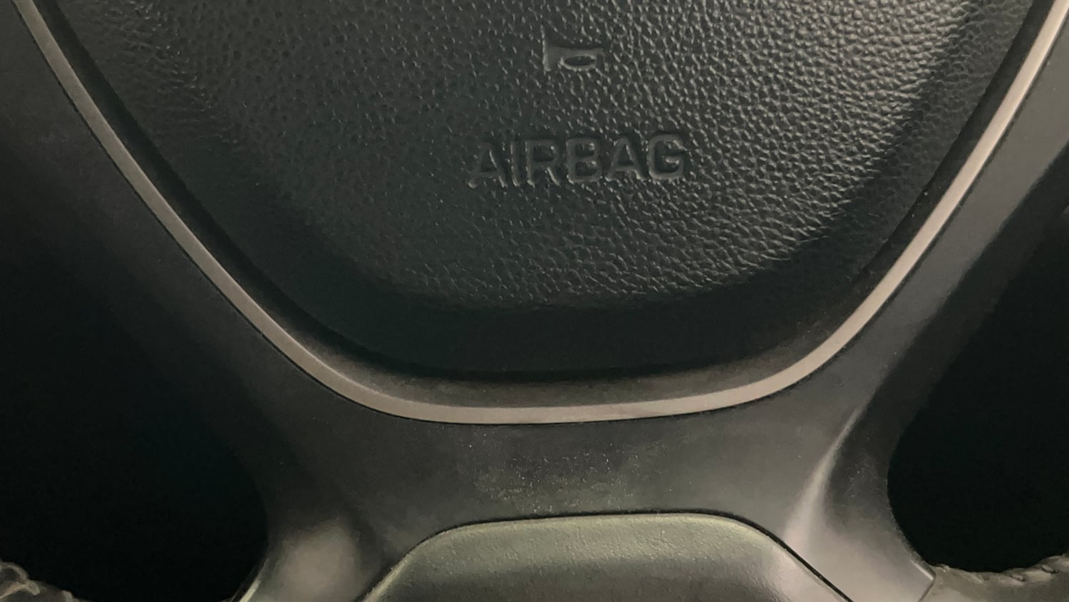 Used 2017 Hyundai i20 Active 1.2 SX Petrol Manual top_features Airbags