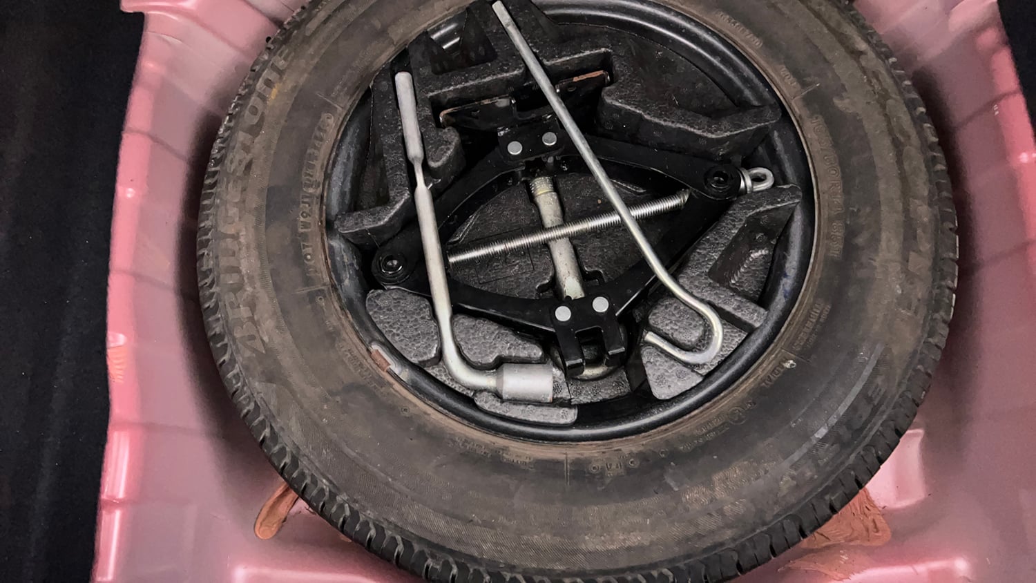 Used 2020 Tata Altroz XE Petrol Petrol Manual tyres SPARE TYRE VIEW