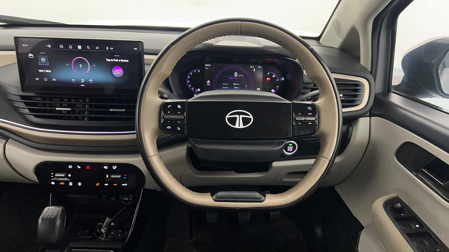 Used 2025 Tata Altroz Accomplished S Diesel 5MT Diesel Manual interior STEERING VIEW
