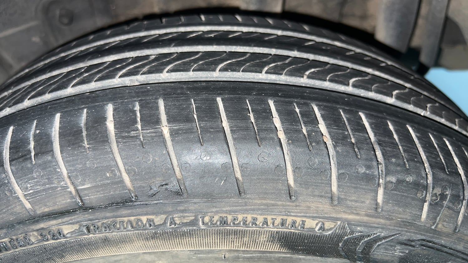 Used 2022 Tata Tigor XZ Plus CNG Cng Manual tyres LEFT REAR TYRE TREAD VIEW