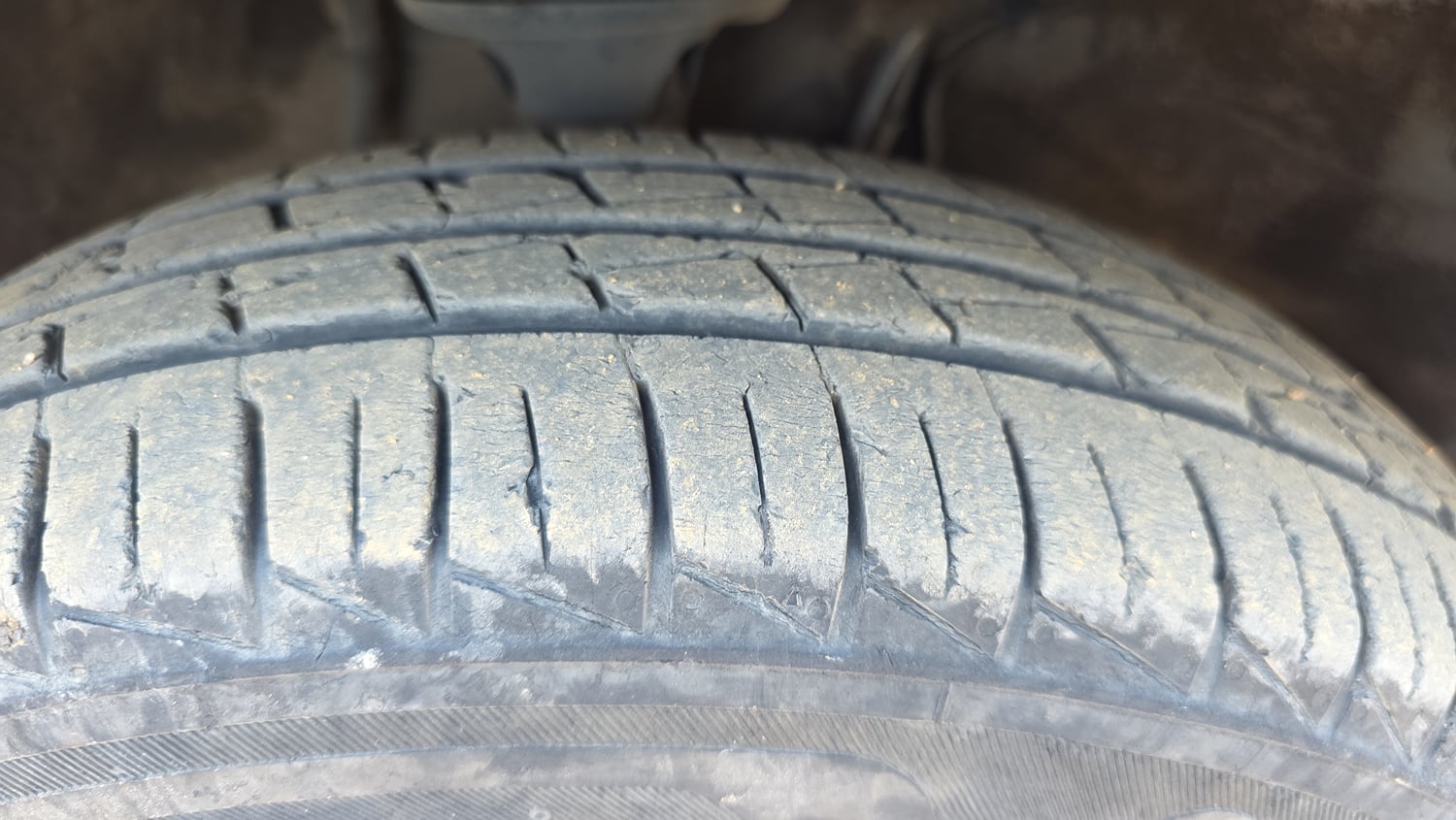 Used 2022 Maruti Suzuki Alto 800 Vxi Plus Petrol Manual tyres RIGHT FRONT TYRE TREAD VIEW