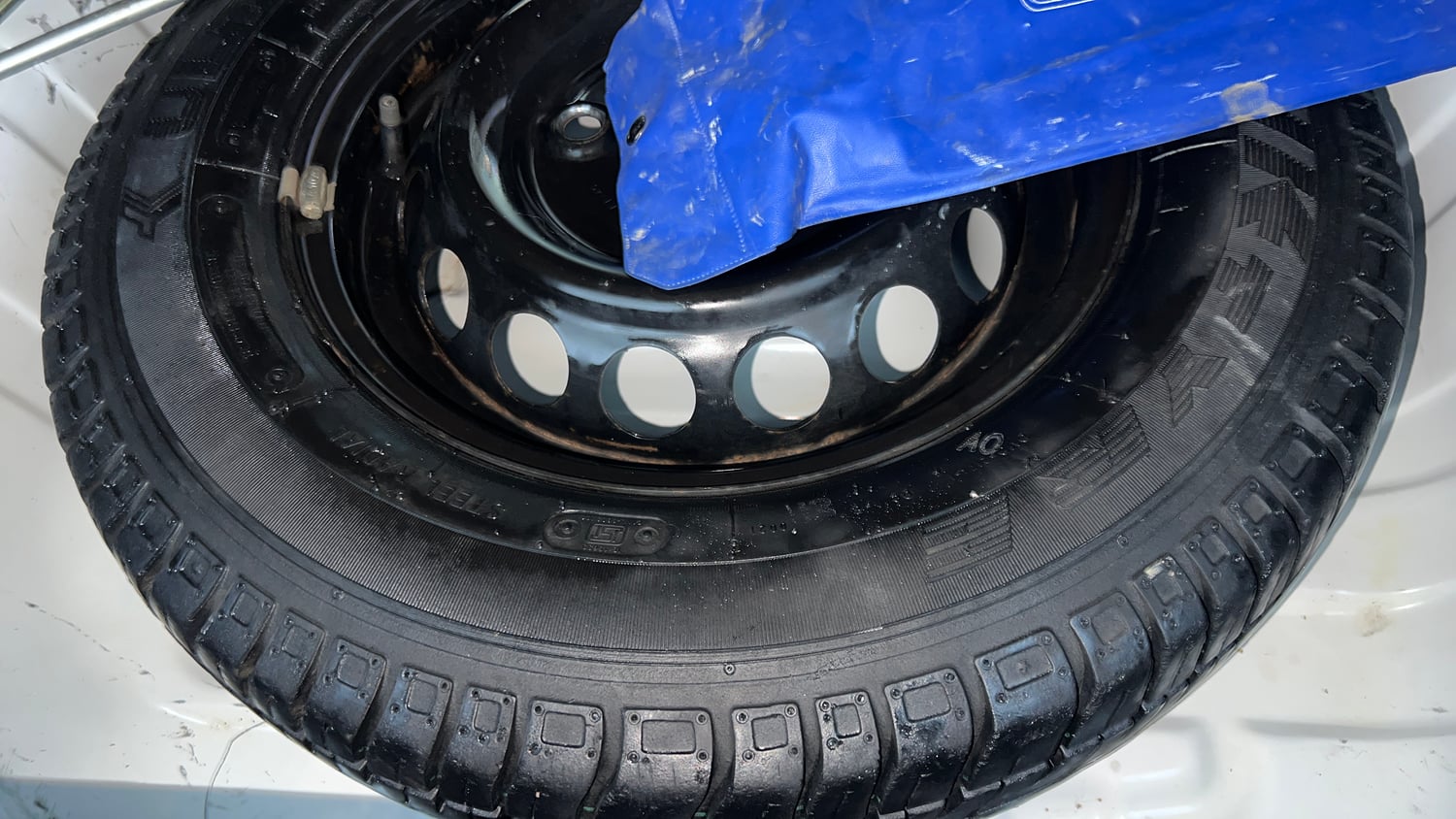 Used 2016 Maruti Suzuki Alto 800 VXi Petrol Manual tyres SPARE TYRE VIEW