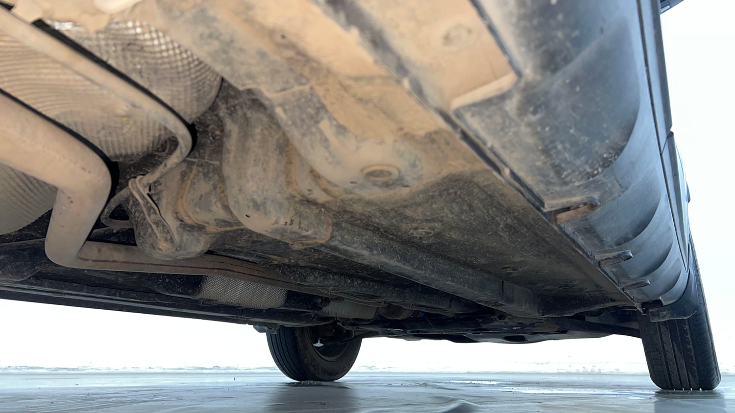 Used 2022 Hyundai Venue SX 1.2 Petrol Petrol Manual extra REAR RIGHT UNDERBODY VIEW