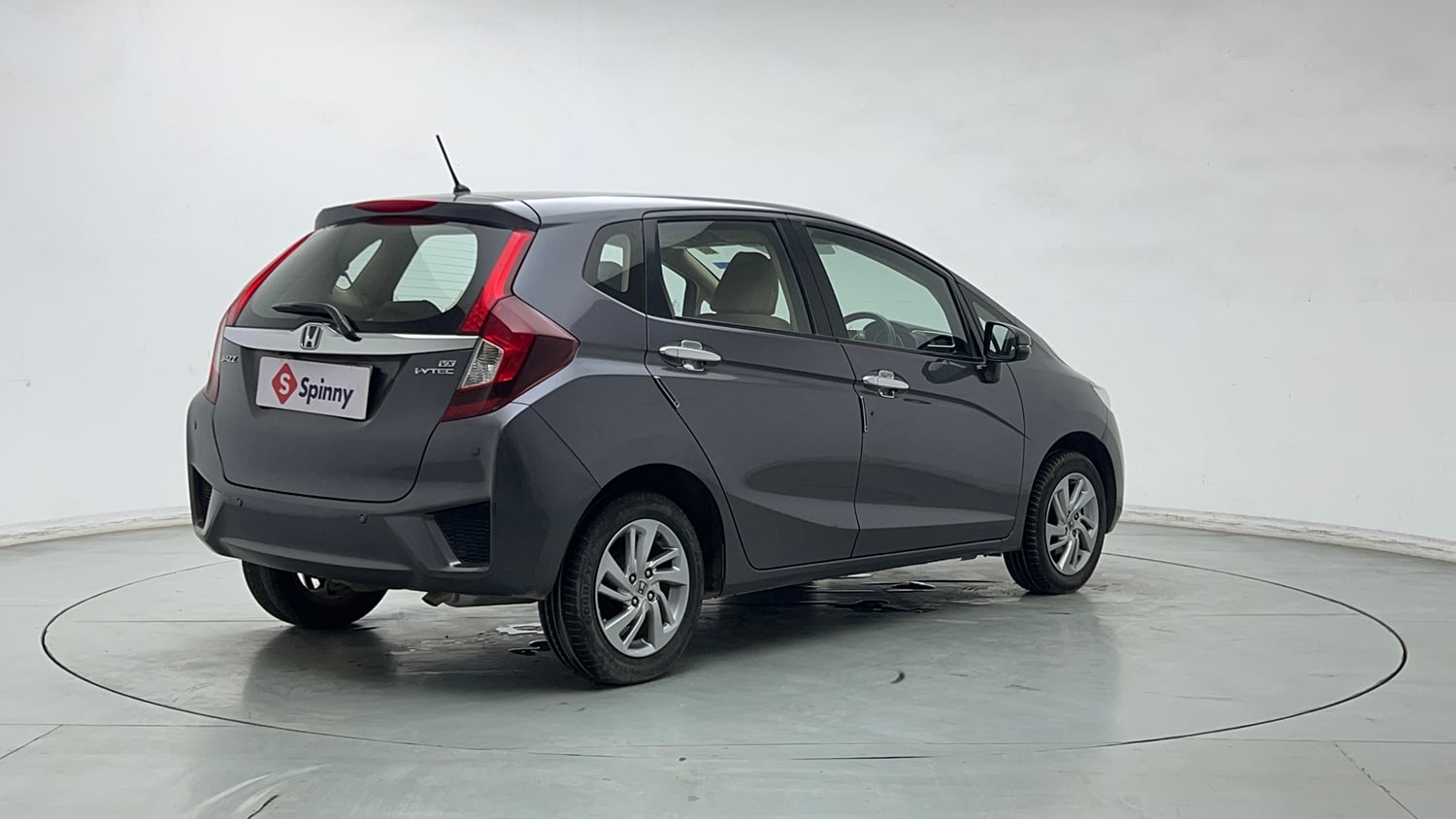 Used 2019 Honda Jazz VX Petrol Petrol Manual exterior RIGHT REAR CORNER VIEW