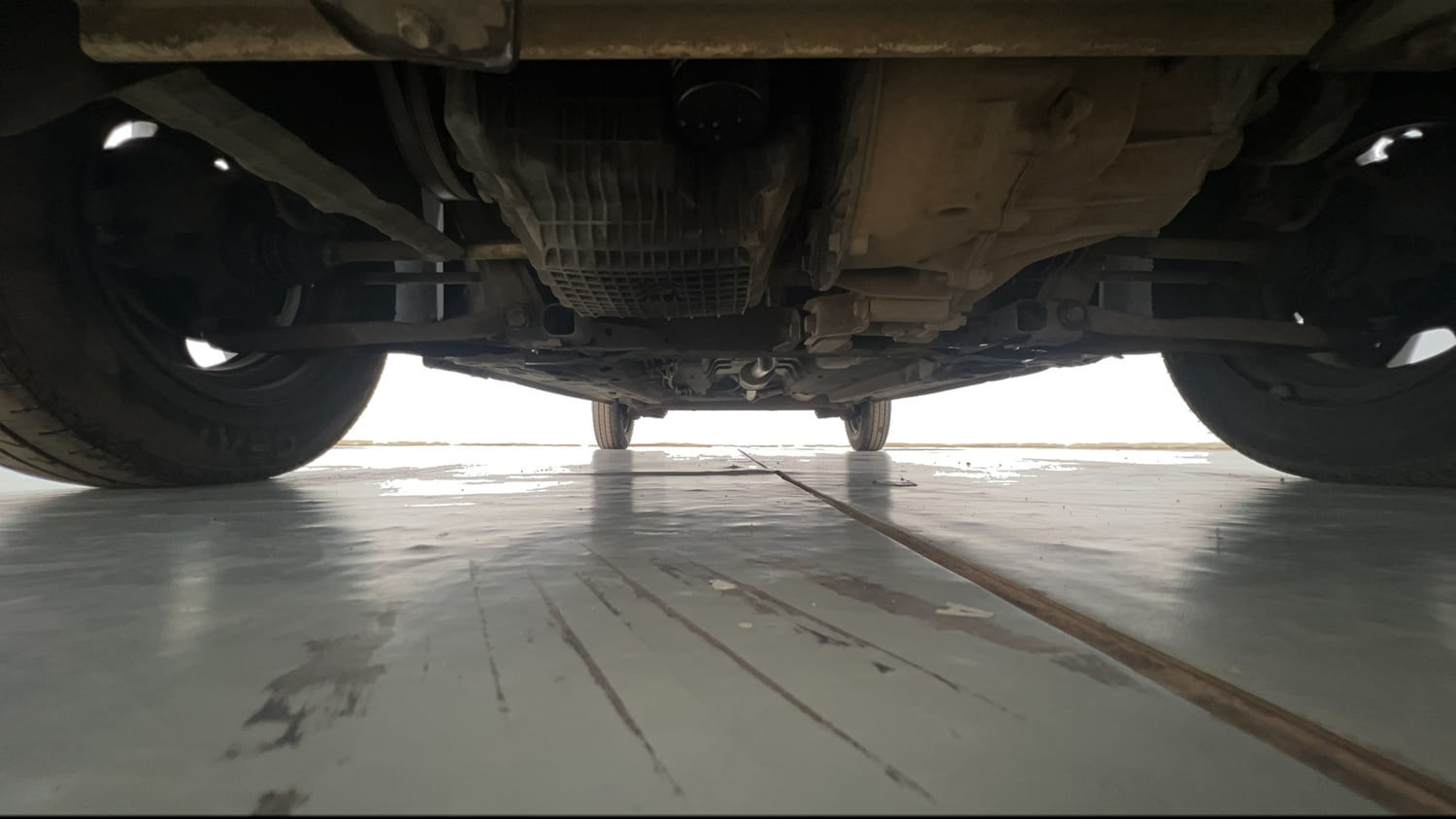Used 2018 Renault Kwid CLIMBER 1.0 Petrol Manual extra FRONT LEFT UNDERBODY VIEW