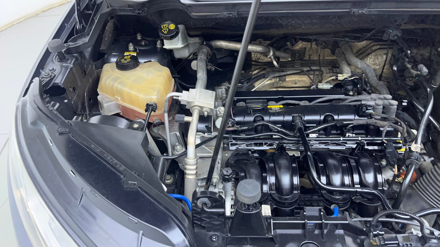 Used 2017 Ford EcoSport Titanium 1.5L Ti-VCT Petrol Manual engine ENGINE RIGHT SIDE VIEW