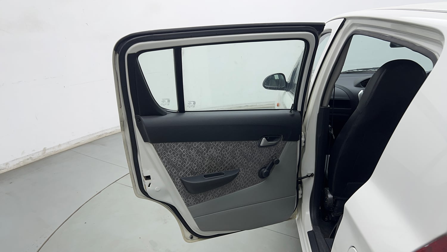 Used 2016 Maruti Suzuki Alto 800 VXi Petrol Manual interior LEFT REAR DOOR OPEN VIEW