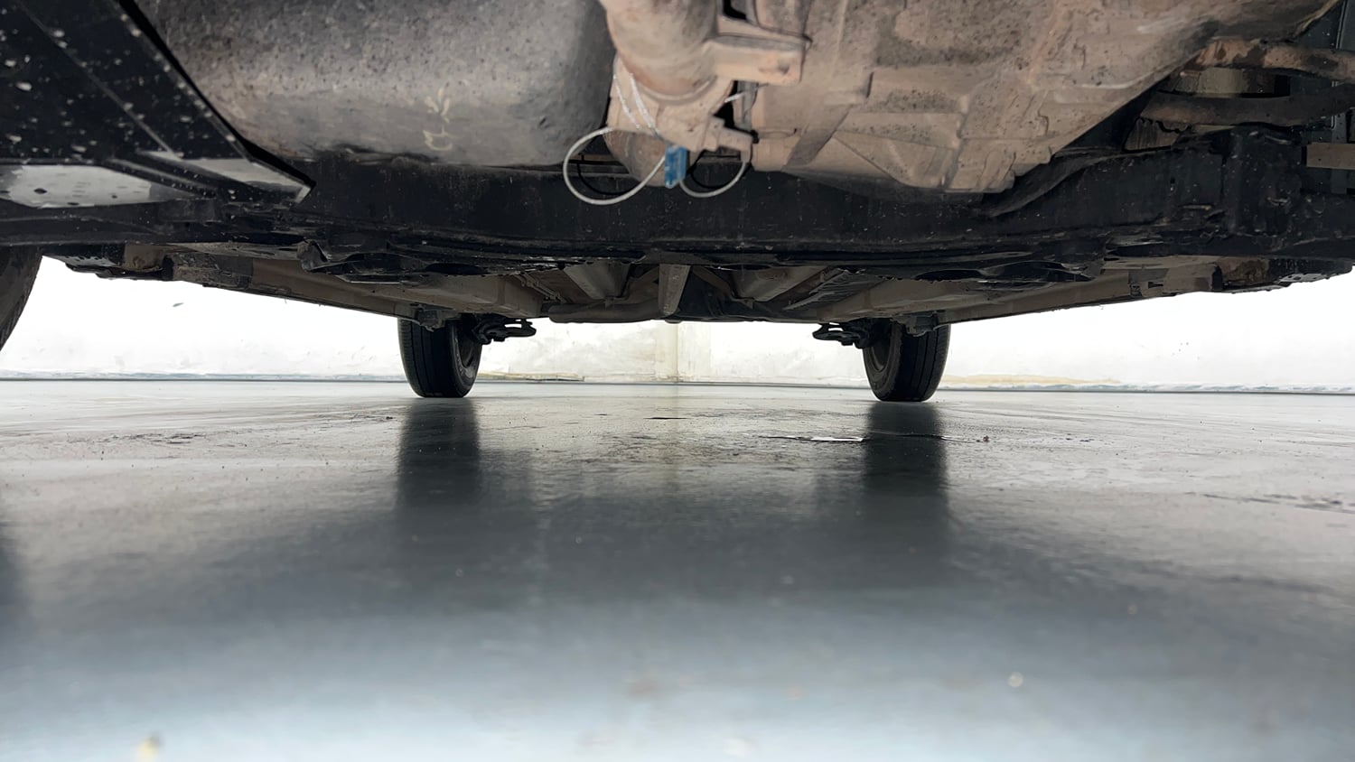 Used 2016 Maruti Suzuki Swift Dzire VDI Diesel Manual extra FRONT LEFT UNDERBODY VIEW