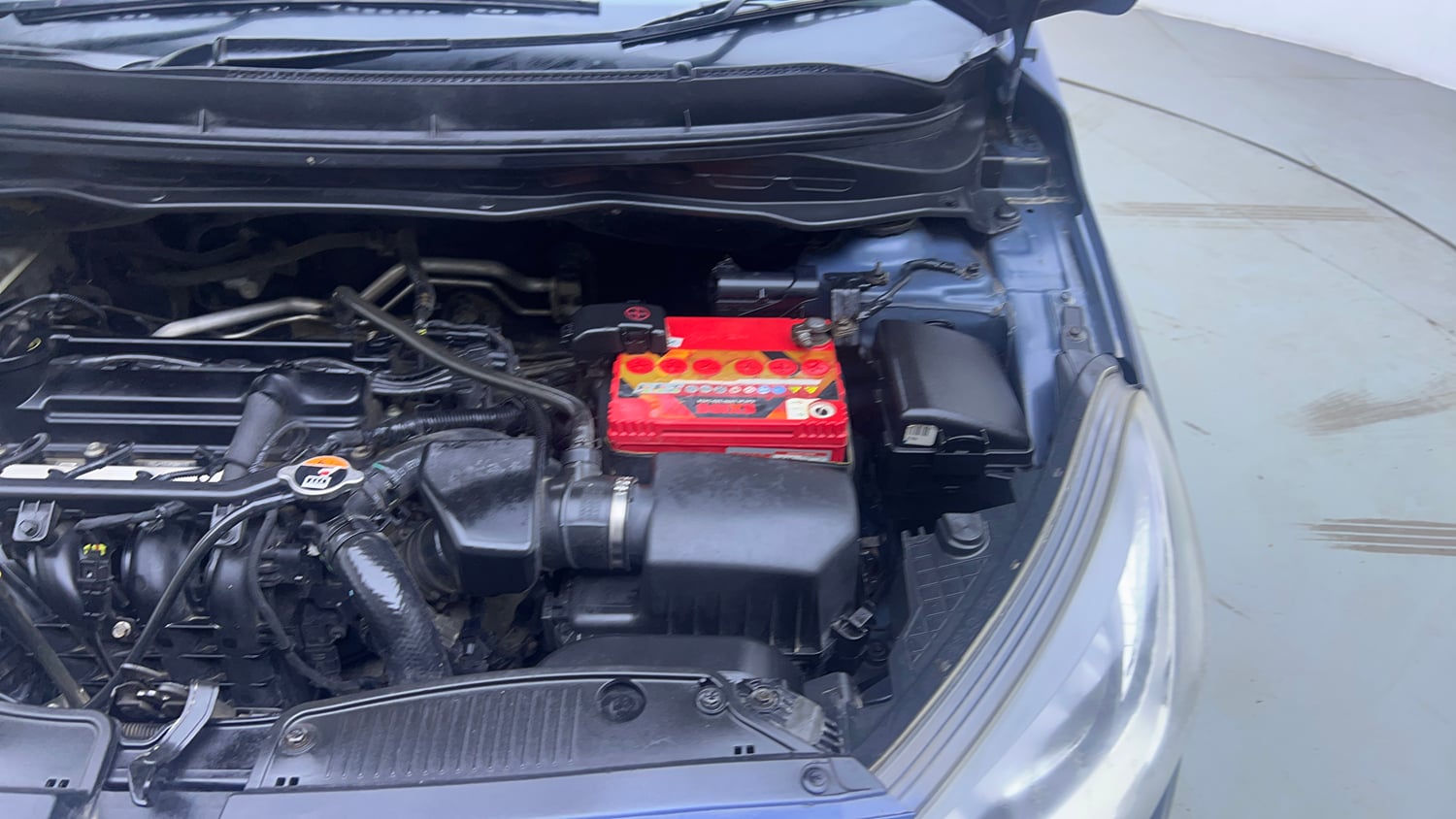 Used 2012 Hyundai i20 Sportz 1.2 Petrol Manual engine ENGINE LEFT SIDE VIEW
