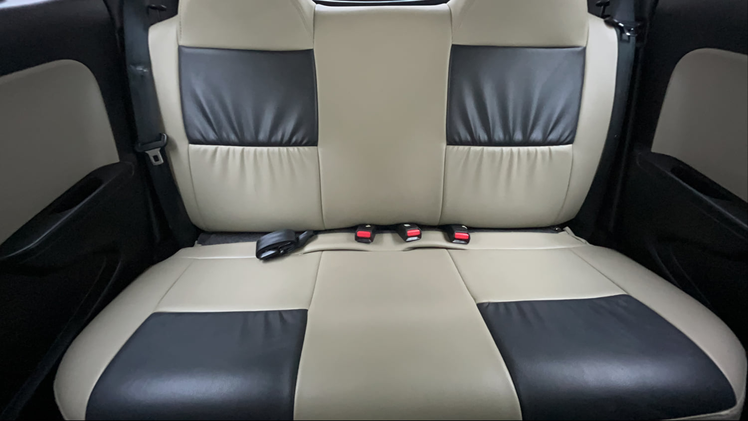Used 2022 Maruti Suzuki Alto 800 Vxi Plus Petrol Manual interior REAR SEAT CONDITION VIEW