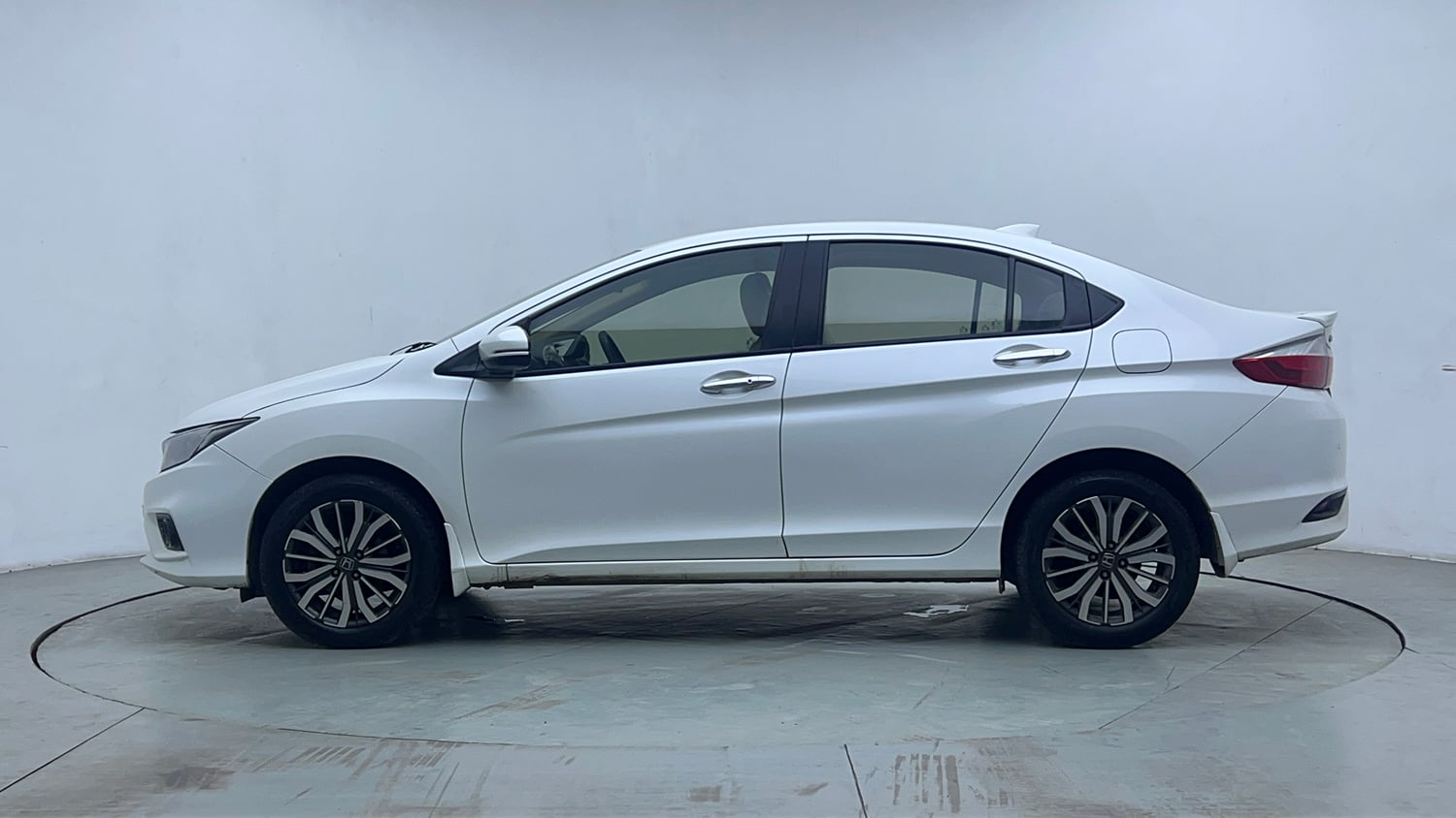 Used 2020 Honda City ZX CVT Petrol Petrol Automatic exterior LEFT SIDE VIEW