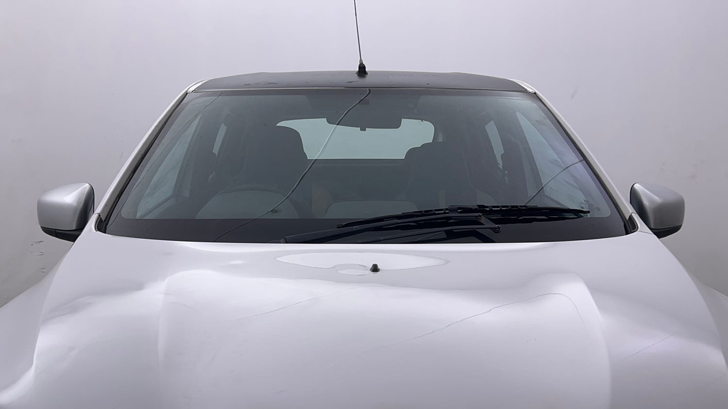 Used 2022 Renault Kwid RXT 1.0 (O) Petrol Manual exterior FRONT WINDSHIELD VIEW