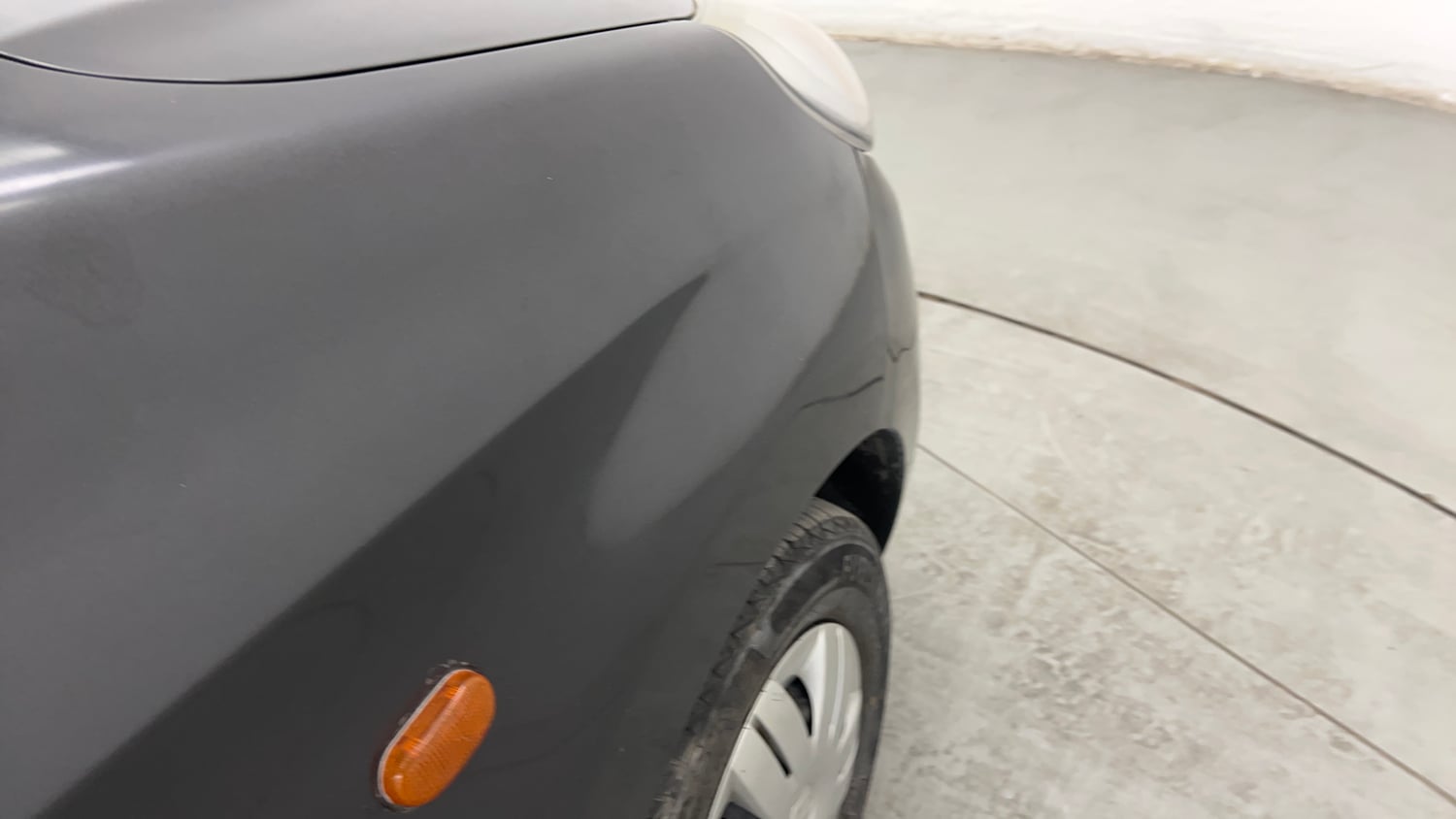 Used 2022 Maruti Suzuki Alto 800 VXi Petrol Manual dents MINOR DENT