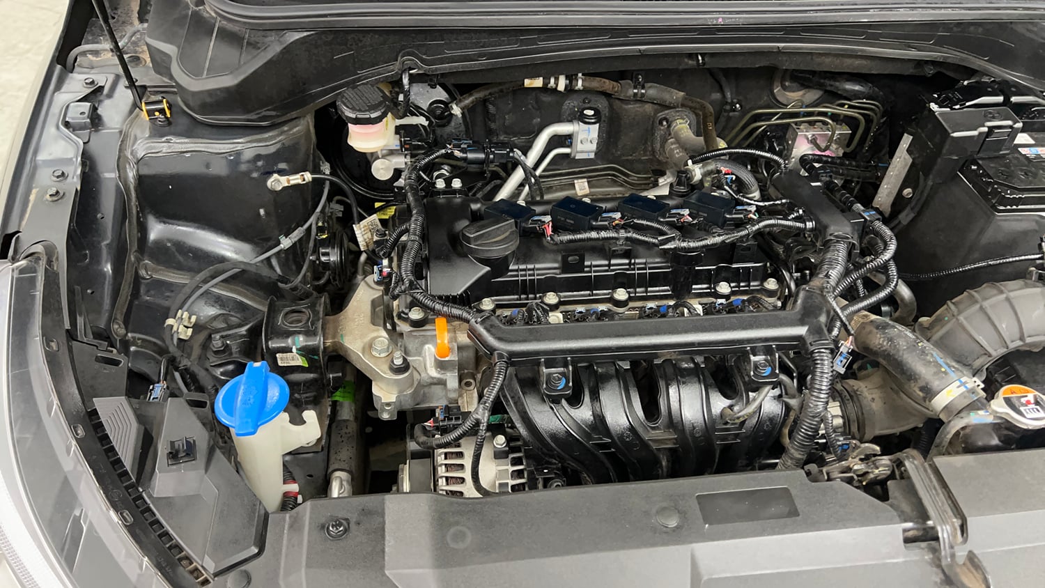 Used 2024 Hyundai New i20 Asta (O) 1.2 IVT Petrol Automatic engine ENGINE RIGHT SIDE VIEW