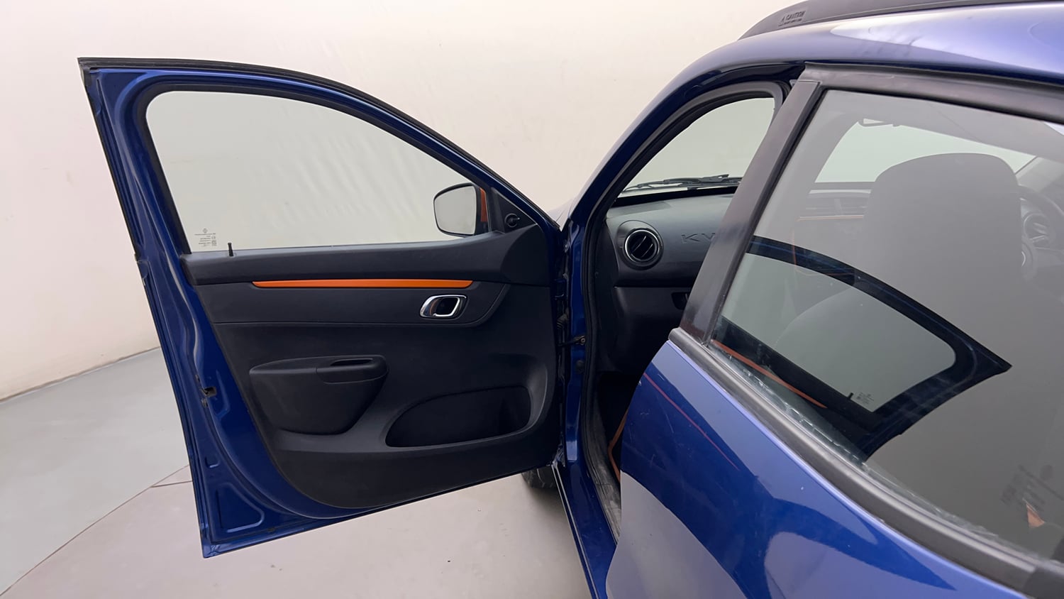 Used 2020 Renault Kwid CLIMBER 1.0 AMT Opt Petrol Automatic interior LEFT FRONT DOOR OPEN VIEW