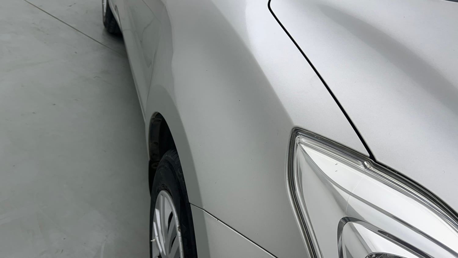 Used 2021 Maruti Suzuki Swift VXi Petrol Manual dents MINOR SCRATCH