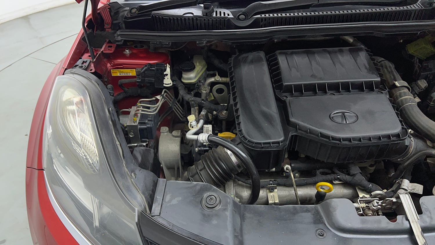 Used 2019 Tata Nexon XMA Diesel Diesel Automatic engine ENGINE RIGHT SIDE VIEW