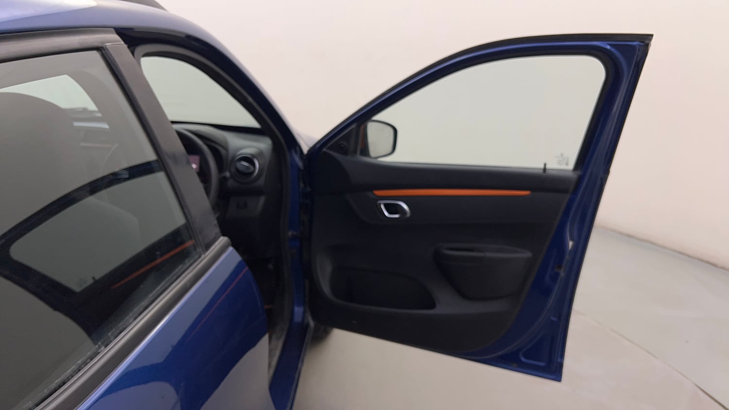 Used 2020 Renault Kwid CLIMBER 1.0 AMT Opt Petrol Automatic interior RIGHT FRONT DOOR OPEN VIEW