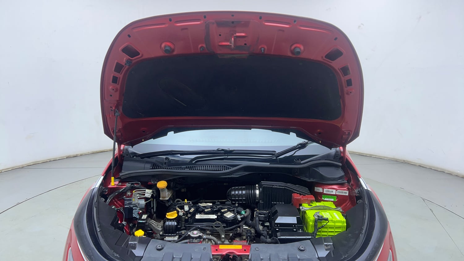 Used 2022 Tata Altroz XZ Petrol Petrol Manual engine ENGINE & BONNET OPEN FRONT VIEW