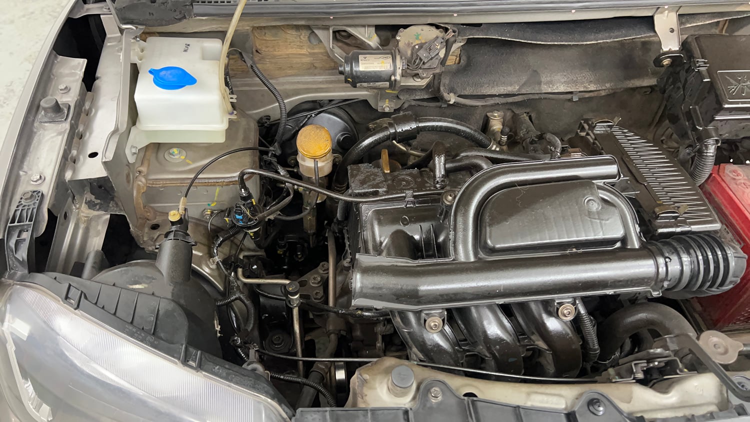 Used 2019 Renault Kwid RXL Petrol Manual engine ENGINE RIGHT SIDE VIEW