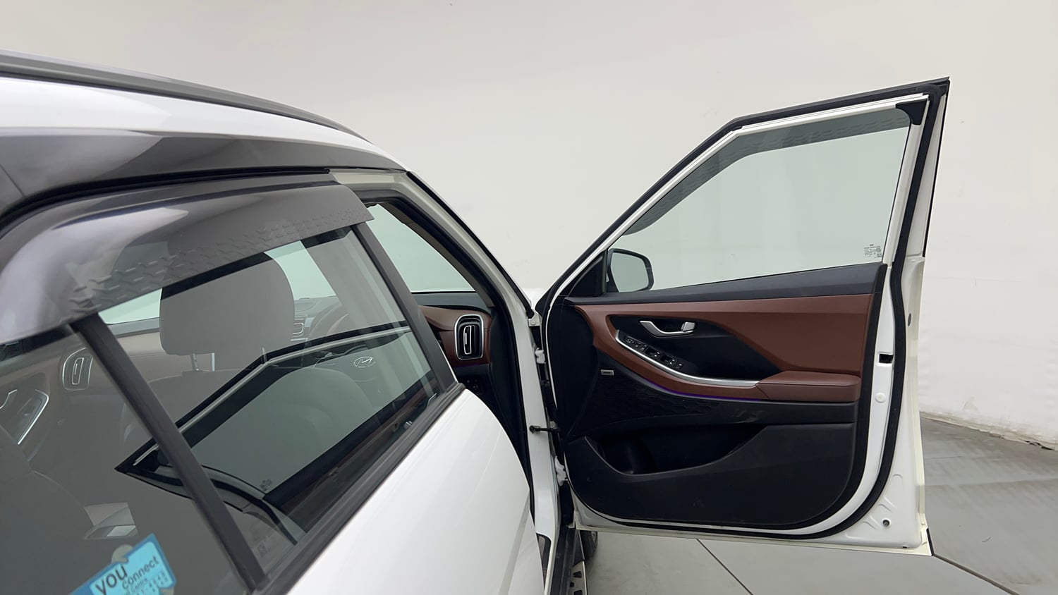 Used 2024 Hyundai Alcazar Platinum (O) 7 Seater 1.5 Diesel AT Diesel Automatic interior RIGHT FRONT DOOR OPEN VIEW